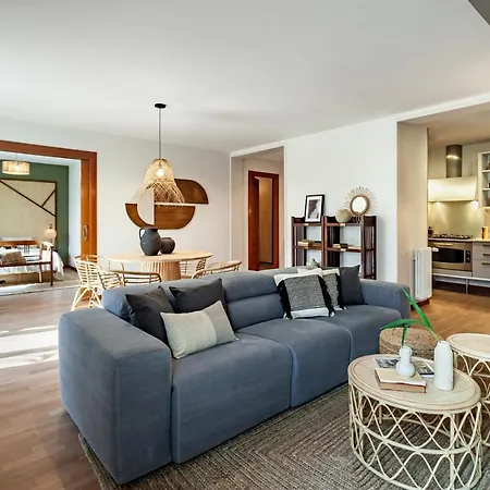 Sipura - 3 Bedrooms And Balcony In Eixample Dreta Apartamento *